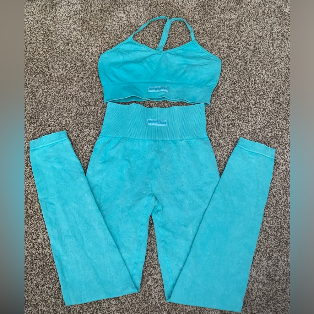 Fashion Nova Teal Blue Seamless Sports Bra & Legging Set